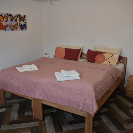 Ferienwohnung Am Steigerwaldrand Sugenheim Zewnętrze zdjęcie